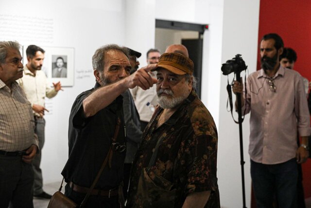 داریوش ارجمند و محمدرضا شریفی‌نیا در نمایشگاه مشترک ۳ هنرمند