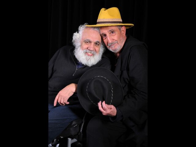 فرهاد آییش در نقش «ونگوگ» چه شکلی است؟