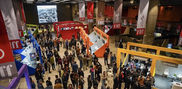 تنوری که بالاخره گرم شد؛ شیرازی‌ها چقدر از جشنواره جهانی مطلع هستند؟