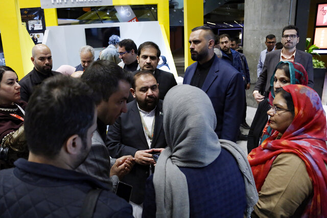 حضور وزیر پاکستان بدون فیلم تا اختتامیه دارالفنون ایرج طهماسب