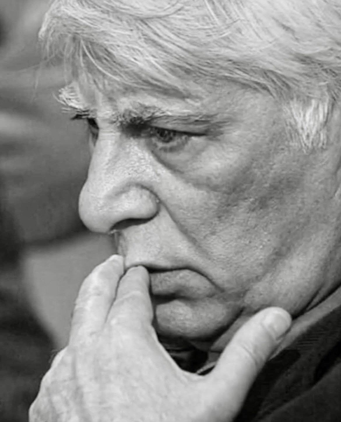 جناب بیضایی؛ شما از وطن نرفتی، وطن از شما تهی شد