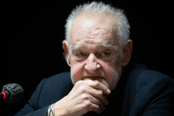 بلا تار کارگردان مجار از دنیا رفت