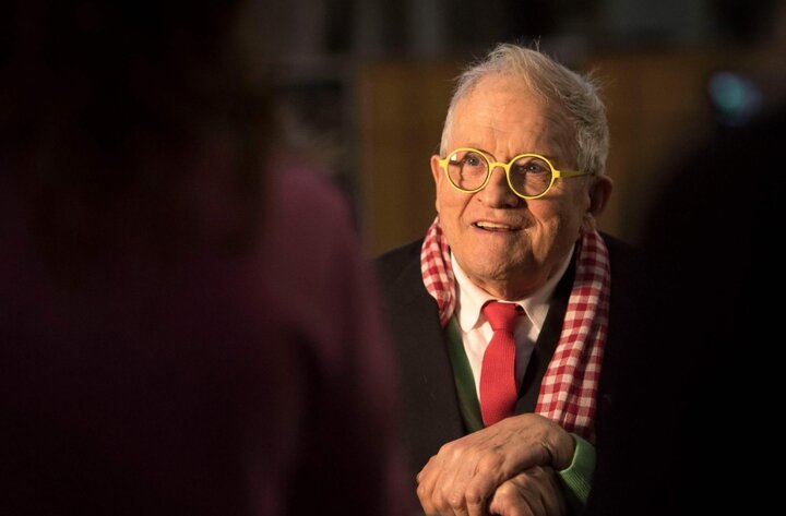 دیوید هاکنی گران‌ترین هنرمند زنده جهان شد