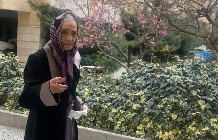 درگذشت آذر عظیما خواننده پیشکسوت
